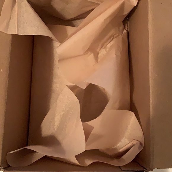 Make an offer! Everything in my store needs to go. I welcome reasonable offers! - Picture 3 of 4